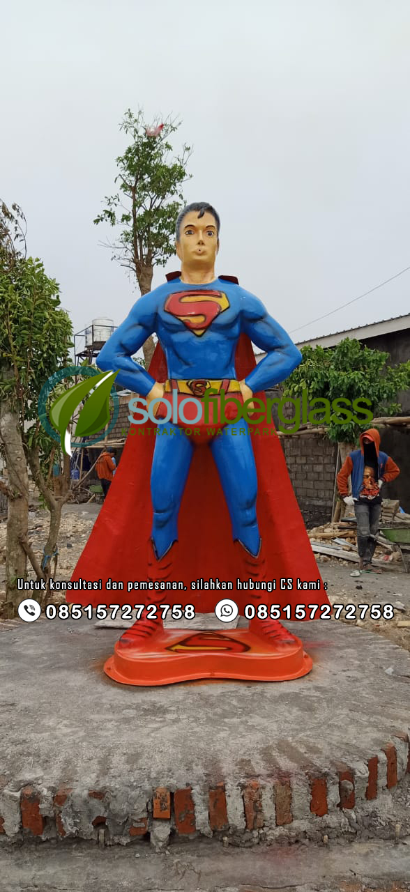 Patung Fiber Superman - Patung Fiber Beragam Bentuk dan Ukuran